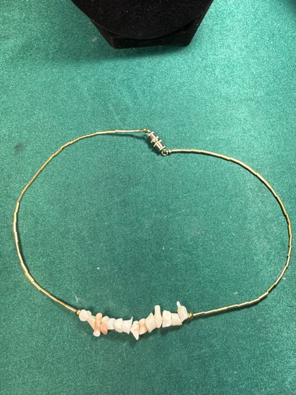 Delicate Choker Style Gold Tone Necklace with Cream Shell Chip Accents - Picture 4 of 6